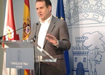 «PP y BNG no hacían nada por Vigo, nadie da más que nosotros», afirma Caballero