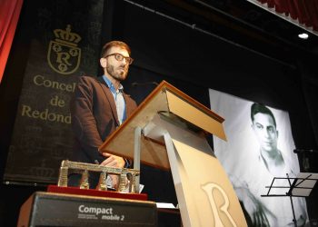 O vigués Fran P. Lorenzo gaña o premio Blanco Amor