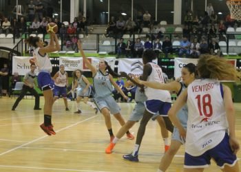 El Celta Selmark se quita la espina de los derbis (68-79)