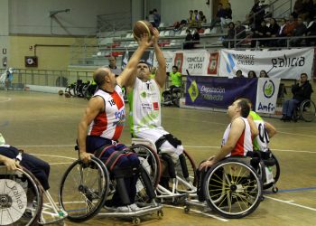 El Amfiv entrena su puntería antes de un duelo clave (88-39)