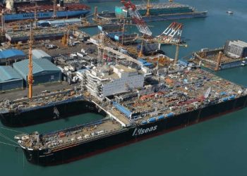 “Pieter Schelte”, el mayor buque multitarea del mundo