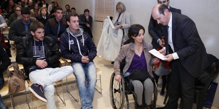 Louzán se reunió con 96 clubes de Vigo y su área