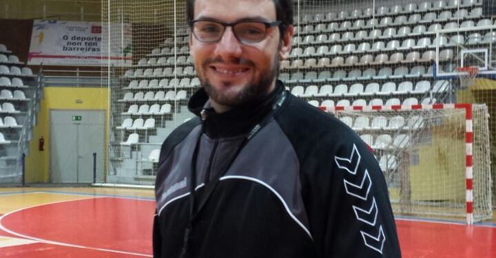 «El reto es que la gente se identifique con el equipo, ascender aún no me lo planteo»