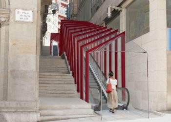 El Concello adjudica la cubierta de las escaleras mecánicas de Porta do Sol