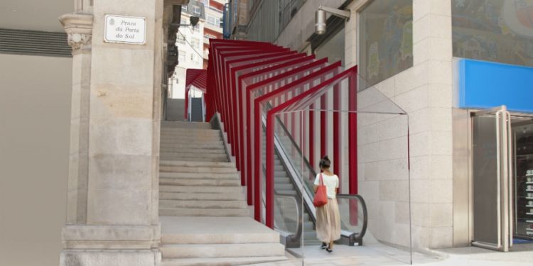 El Concello adjudica la cubierta de las escaleras mecánicas de Porta do Sol