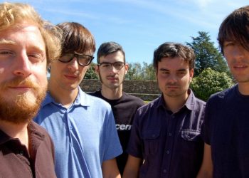 «No nos reconocemos en ninguna etiqueta, pero no nos molesta que nos llamen indies»