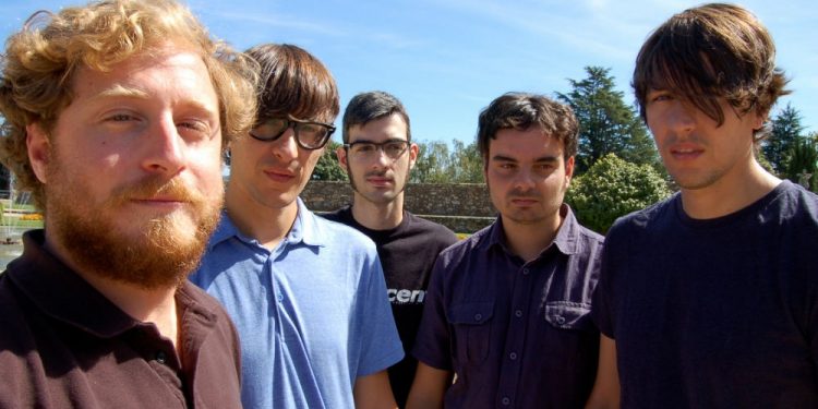 «No nos reconocemos en ninguna etiqueta, pero no nos molesta que nos llamen indies»