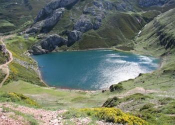 Regreso a Asturias, el interior