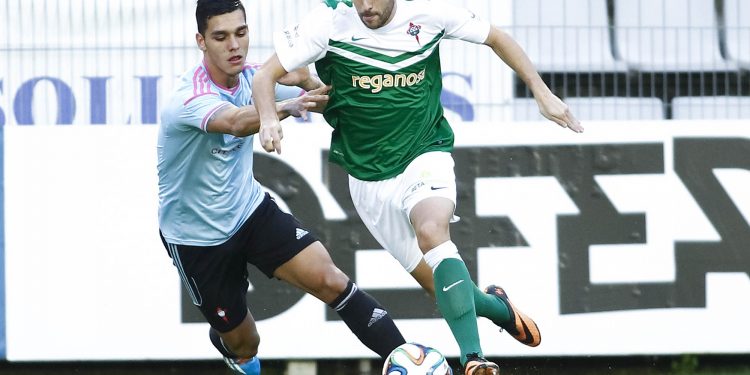 El Celta B naufraga en A Malata (4-0)