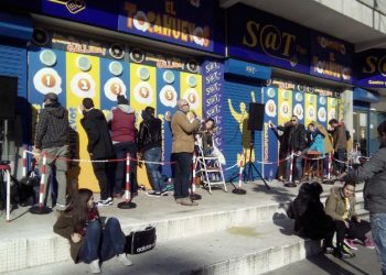 Más de 24 horas  «tocando huevos» por un iPhone