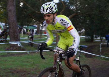 Adrián Valverde, un campeón sin miedo al barro