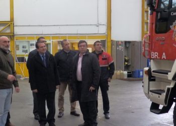 Oito portas, ximnasio e pista de pádel para o parque de Bombeiros de Teis