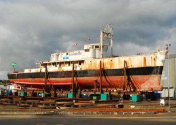 El “Calypso”, barco de Cousteau, atrapado en las redes judiciales