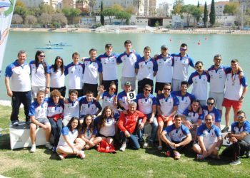 Iván Alonso y el Kayak Tudense, premiados en la gala de la Federación