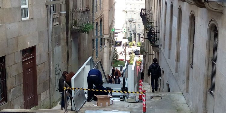 La humedad puede con las escaleras mecánicas