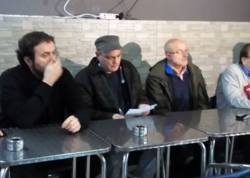 Frente común de la izquierda viguesa contra el barco en la rotonda