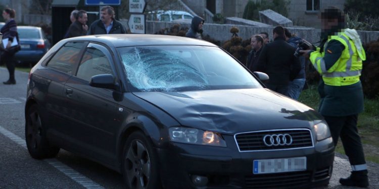 Una mujer muere arrollada por un turismo en Tomiño