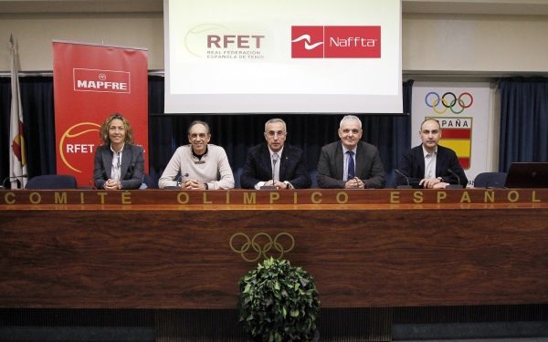 Una empresa viguesa vestirá al equipo de Copa Davis