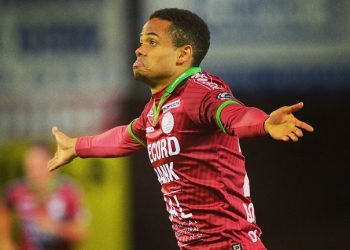 Bongonda, un malabarista al que rescató una academia