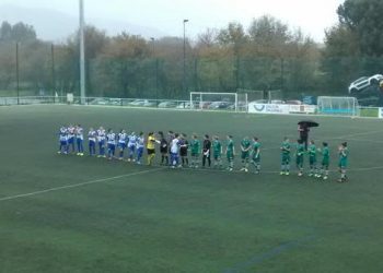 Ambientazo en el derbi vigués de fútbol femenino con triunfo de El Olivo (2-1)