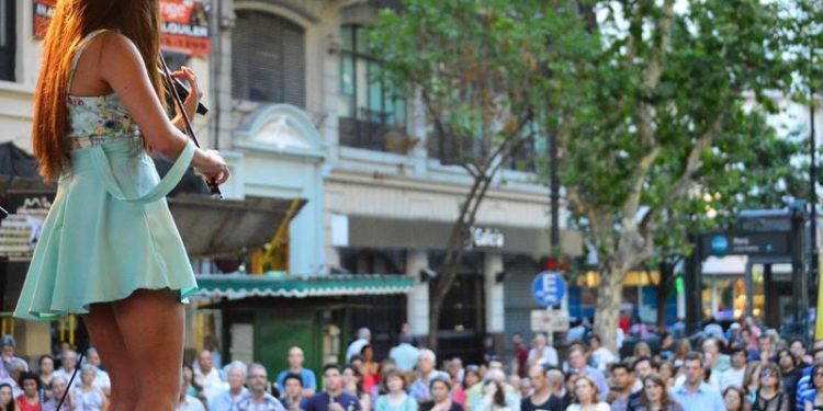 La viguesa Patricia Moon triunfa en su gira ríoplatense