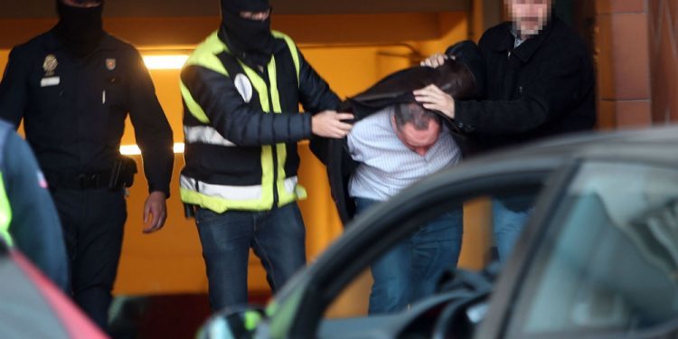 Narcos históricos de Arousa, tras el alijo de cocaína del «Coral I»