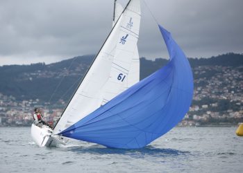 El J70 de Gonzalo Araújo defiende su liderato en la ría de Vigo