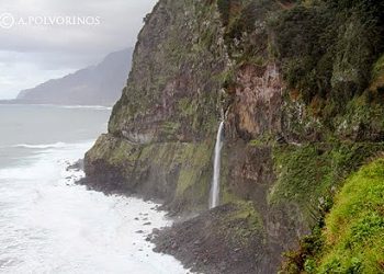 Madeira, acantilados de laurisilva y agua