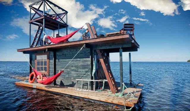 Tomarse una sauna navegando en Finlandia, muy posible en la Ría de Vigo