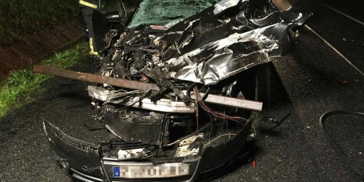 Tráfico pide prudencia al volante por las adversas condiciones meteorológicas en toda la comarca