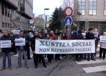 Concentración en Vigo a favor de un detenido en la rotonda de Coia