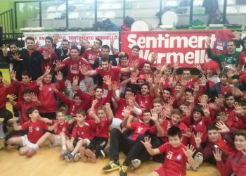 El descaro juvenil del Octavio somete al Teucro (34-29)