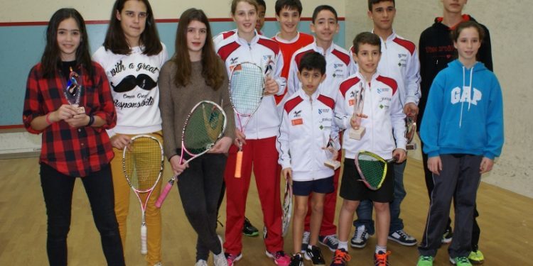 Cinco medallas para el Vigo Squash en el Gallego sub-15 y sub-11