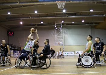 Su atasco ofensivo le cuesta una nueva derrota al Amfiv (81-62)