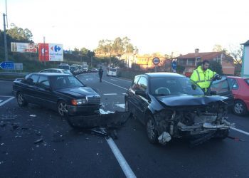 Dos heridos en un accidente de tráfico en Vigo