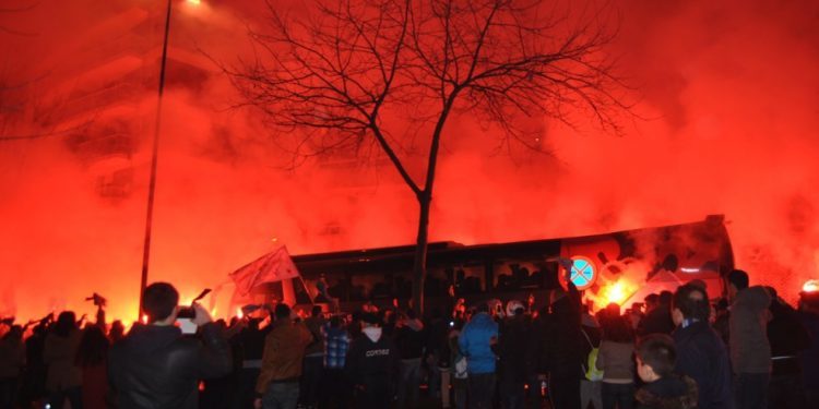 Multan a dos aficionados del Celta por incidentes en Balaídos