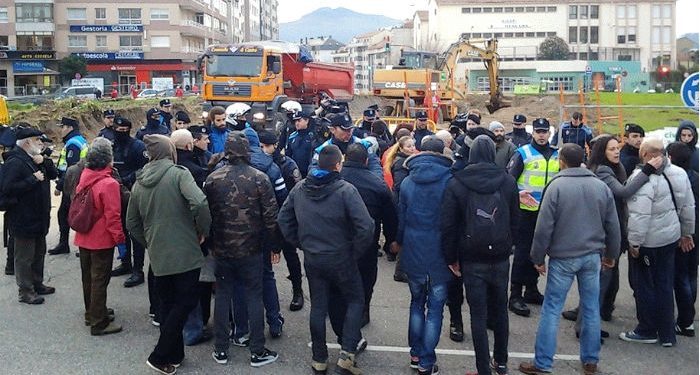 El juez llama a otras dos personas a declarar como imputadas por los incidentes ocurridos en la rotonda de Coia