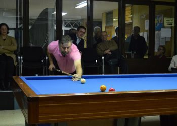 Gustavo Varela, del Mercantil, gana el Open Autonómico de billar a tres bandas
