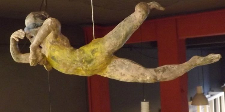 Bronce y madera, escultura gallega contemporánea