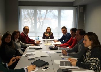 Elena Muñoz planifica su campaña: «Vigo tiene un gobierno aislado»