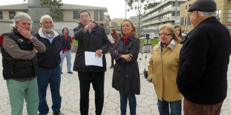 El Puerto acondiciona la explanada del Liceo de Bouzas como aparcamiento