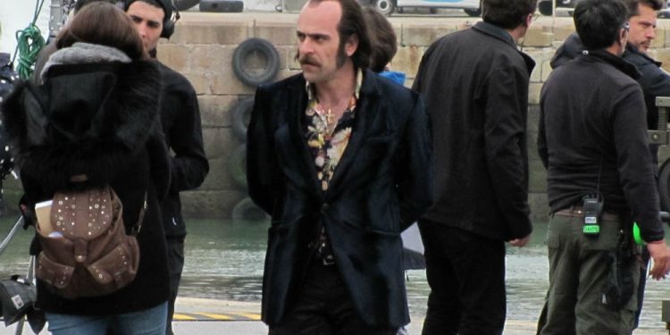 Luis Tosar y Mario Casas, rodaje fugaz en Vigo y comida sin albariño ni marisco