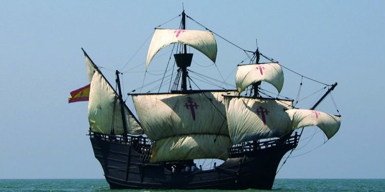 La Nao Victoria arriba esta madrugada al puerto de Baiona