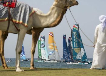 Extreme Sailing Series™ Acto 2, los equipos omaníes buscan la ventaja de jugar en Muscat