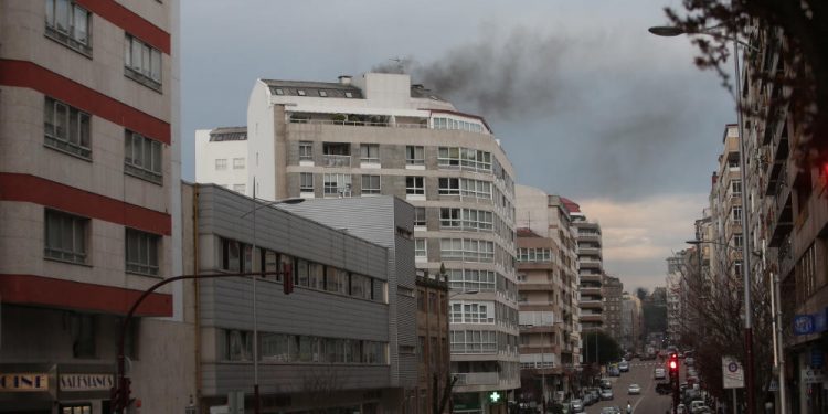 Alarma entre los vecinos de la calle Venezuela por la mala combustión de una caldera