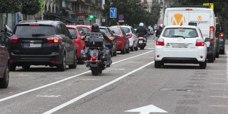 Vigo ya tiene en Areal su segundo carril para motos