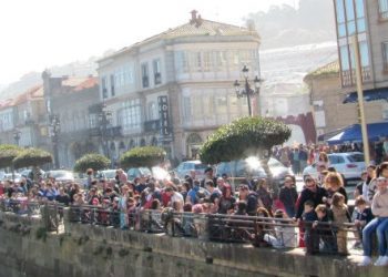 Avalancha en Baiona, ¡viva la Arribada!