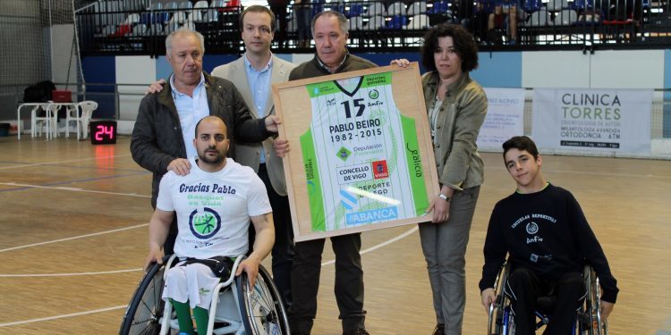 El Amfiv rinde un emotivo homenaje a Pablo Beiro sin victoria final