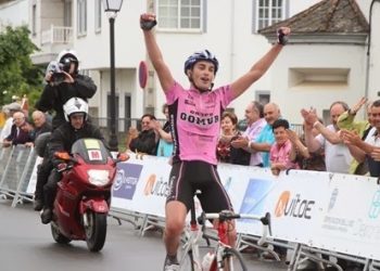 El Rías Baixas incorpora a su equipo al exprofesional José Manuel Gutiérrez