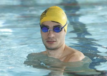 Antonio Serrat participará este sábado no tríatlon indoor Máis que Auga en Barreiro